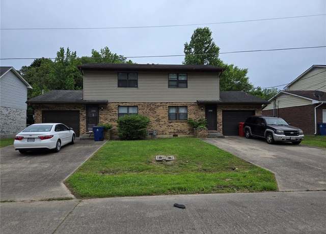 Property at 1023 NE Village Ln NE, Cape Girardeau, MO 63701, 8 beds, 4 baths