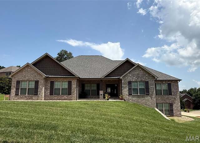 Property at 120 Castle Rock Vlg, Cape Girardeau, MO 63701, 6 beds, 4.5 baths