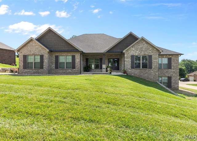 Property at 120 Castle Rock Vlg, Cape Girardeau, MO 63701, 6 beds, 4.5 baths