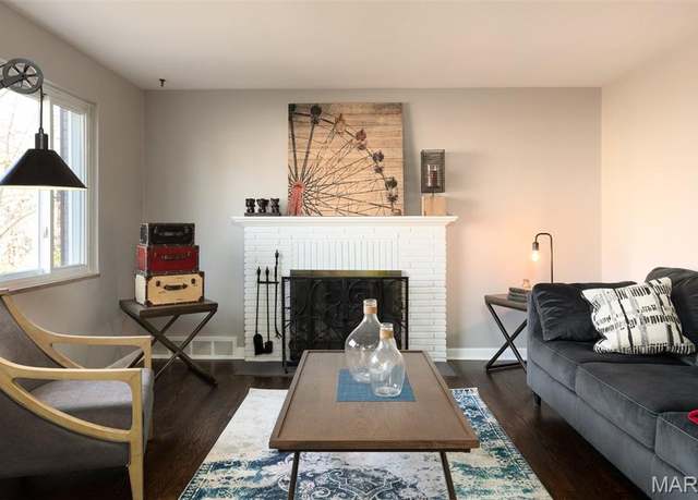 Property at 510 Linwood Blvd, Kirkwood, MO 63122, 5 beds, 2.5 baths