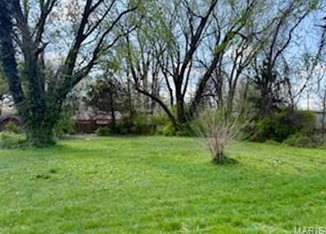 Property at 114 Ashland Ave, Fairview Heights, IL 62208