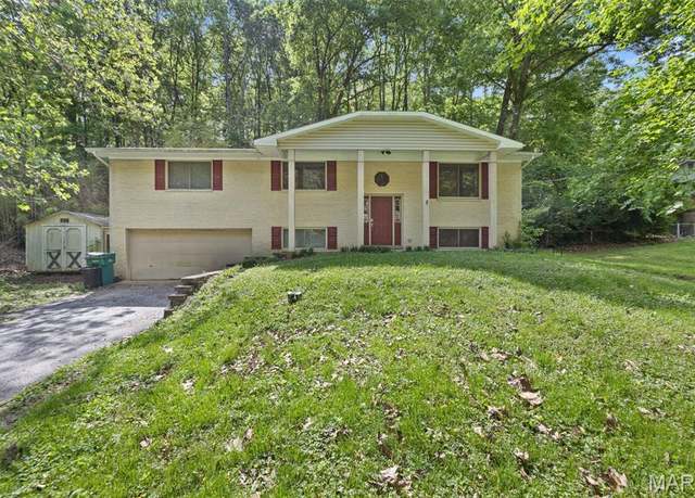 Property at 20 Rainbow Trl, Arnold, MO 63010, 4 beds, 2.5 baths