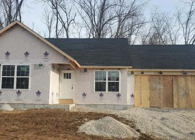 Property at 205 N 4th St, Marthasville, MO 63357, 3 beds, 2 baths