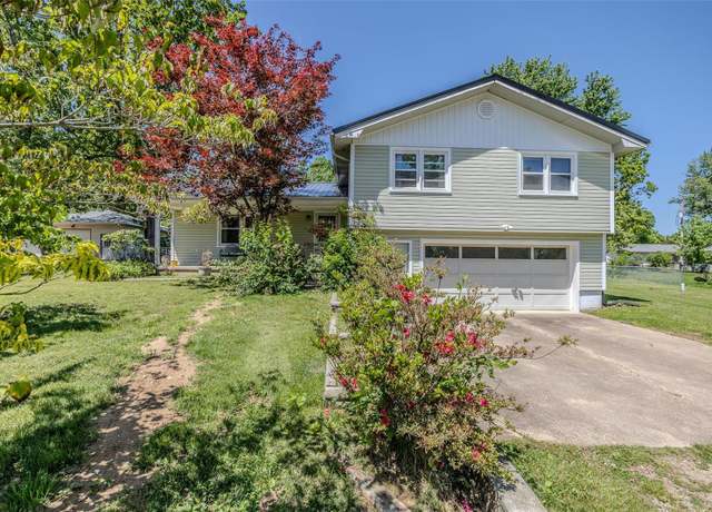 Property at 22861 Primrose Dr, Lebanon, MO 65536, 4 beds, 3 baths