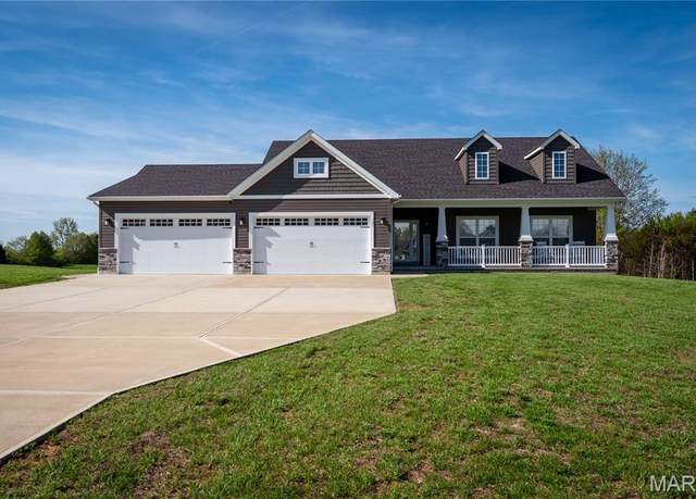 Property at 101 Eagle Fork Dr, Moscow Mills, MO 63362, 4 beds, 3 baths