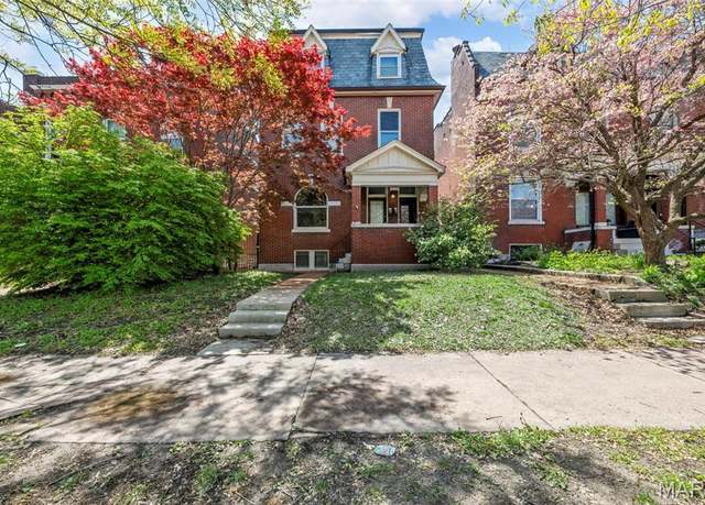 Property at 2028 Russell Blvd, St Louis, MO 63104, 2 beds, 2 baths