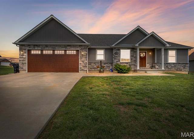 Property at 105 Shepherd Mountain Rd, Farmington, MO 63640, 4 beds, 3 baths