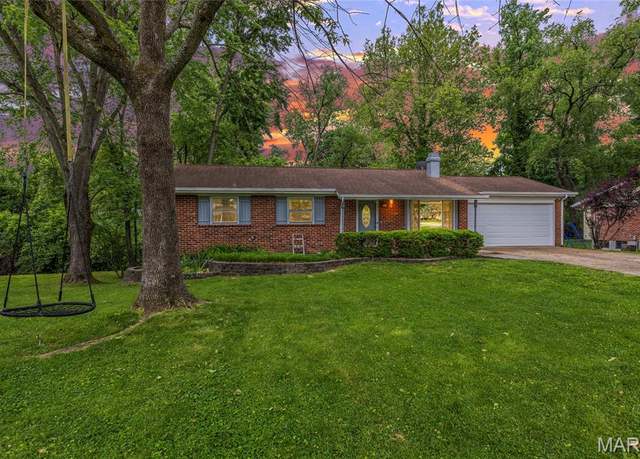 Property at 18 Roland Ave, Ballwin, MO 63021, 4 beds, 3 baths