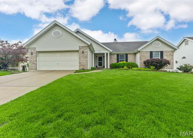 Property at 1375 Norwood Hills Dr, O'fallon, MO 63366, 4 beds, 3 baths