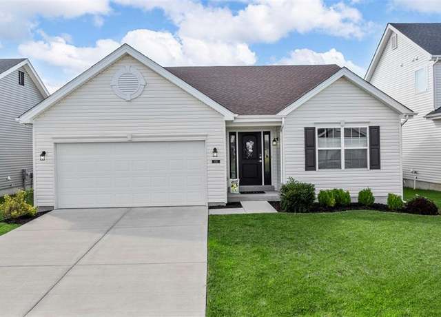 Property at 155 Pampano Ln, St Charles, MO 63301, 3 beds, 2 baths