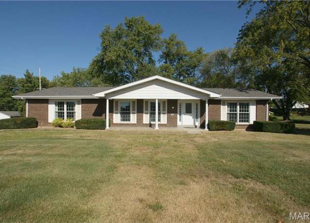 Property at 2499 S Old Highway 94, St Charles, MO 63303, 3 beds, 2.5 baths
