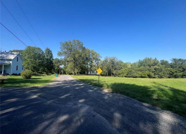 Property at 108 S Lincoln Blvd, Okawville, IL 62271