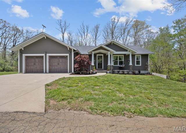 Property at 409 Pawnee Dr, Irondale, MO 63648, 3 beds, 2 baths