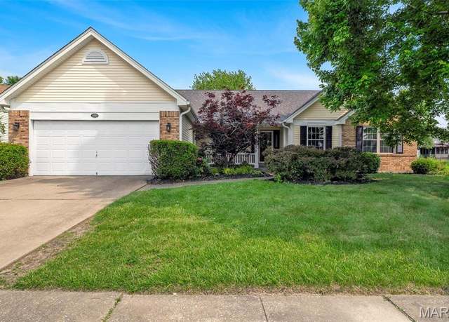 Property at 1045 Sprinters Row Dr, Florissant, MO 63034, 3 beds, 2 baths