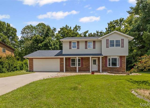 Property at 953 Long Branch Rd, Troy, IL 62294, 4 beds, 3 baths