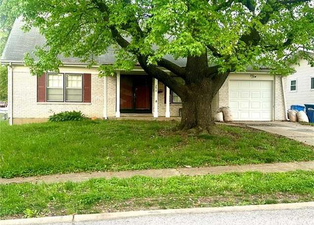 Property at 290 Pueblo Dr, Florissant, MO 63033, 4 beds, 2 baths