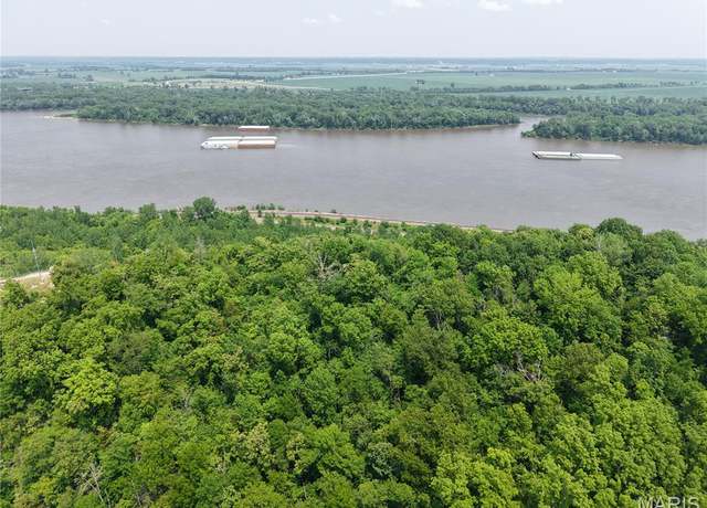 Property at 24 Lovers Leap, Hannibal, MO 63401