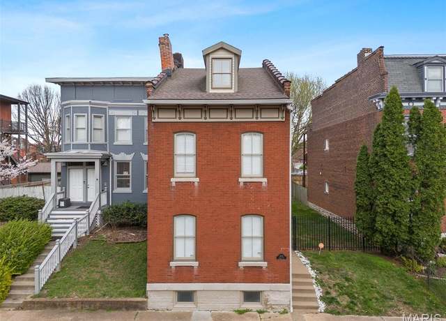 Property at 3012 Salena St, St Louis, MO 63118, 3 beds, 2.5 baths