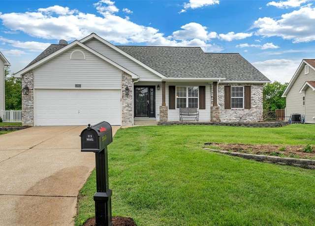 Property at 2343 Pebble Creek Dr, High Ridge, MO 63049, 3 beds, 3 baths