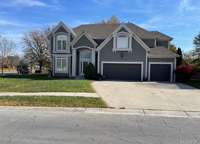 Property at 249 NE Misty Meadow Dr, Lee's Summit, MO 64064, 4 beds, 3.5 baths