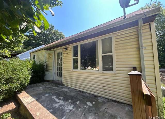 Property at 258 Williams Blvd, Saint Louis, MO 63135, 2 beds, 1 bath