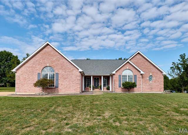 Property at 103 Jacob Trl, Desloge, MO 63628, 4 beds, 3 baths
