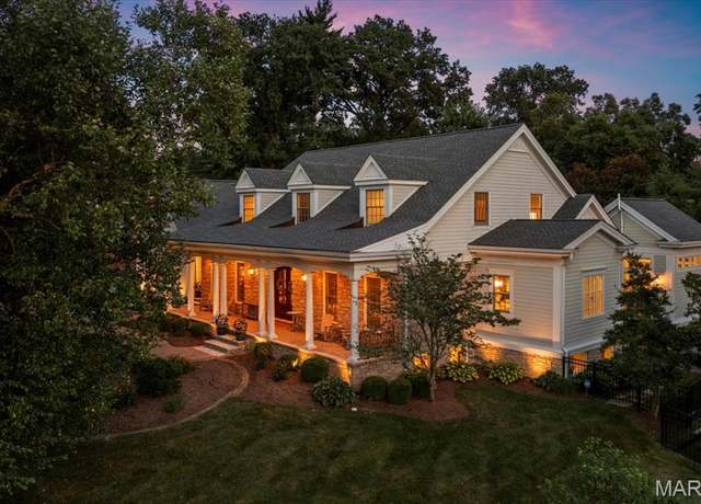 Property at 14 Lindworth Dr, Saint Louis, MO 63124, 5 beds, 6 baths