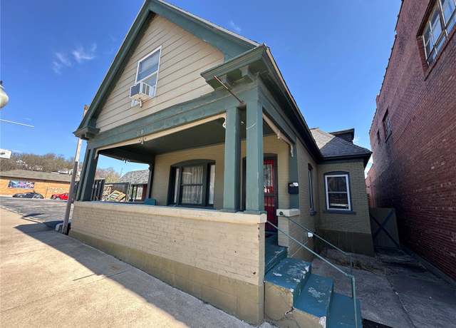Property at 310 N 3rd, Hannibal, MO 63401, 5 beds, 1.5 baths