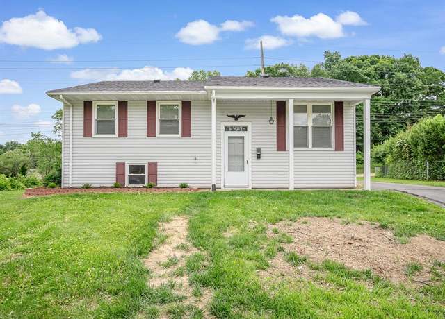 Property at 6 Marian Ct, Belleville, IL 62226, 4 beds, 1.5 baths