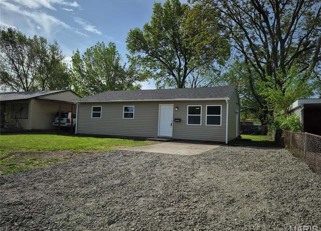 Property at 2152 Bern Ave, Granite City, IL 62040, 3 beds, 1 bath
