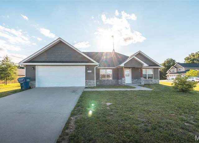 Property at 11175 Lexington Ln, Rolla, MO 65401, 3 beds, 2 baths