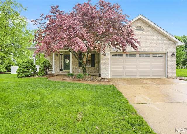 Property at 168 Crystal Gate Ln, Glen Carbon, IL 62034, 4 beds, 3.5 baths