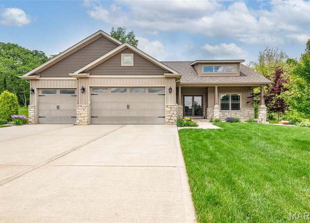 Property at 1419 Crimson King Way, Troy, IL 62294, 4 beds, 3 baths