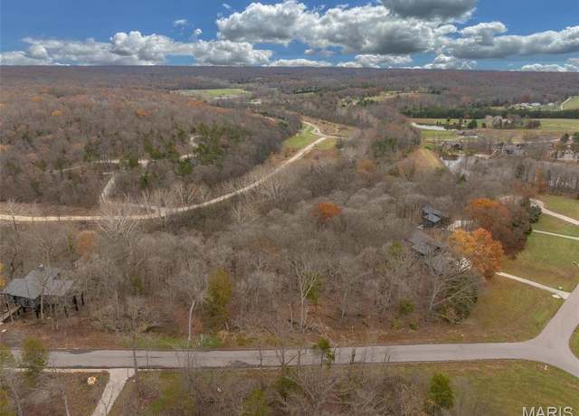 Property at 2802 Tyrol Ridge Dr, Innsbrook, MO 63390