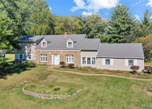 Property at 37 Fairview, Fairview Heights, IL 62208, 4 beds, 2.5 baths