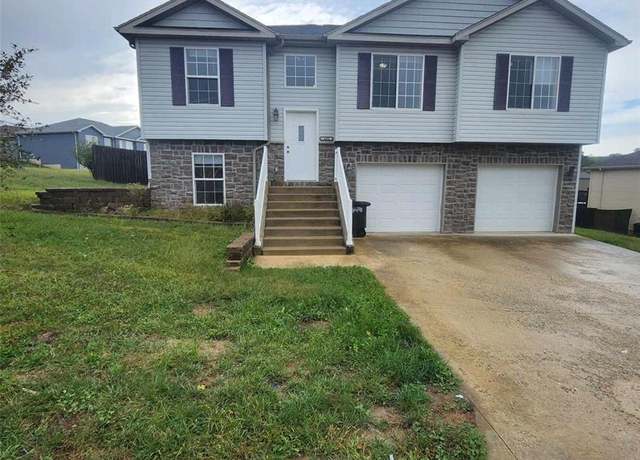 Property at 107 Sandstone Dr, St Robert, MO 65584, 4 beds, 3 baths
