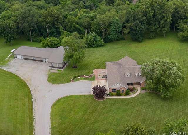 Property at 3111 Whispering Pines Dr, Belleville, IL 62221, 4 beds, 5 baths
