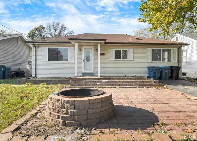 Property at 8219 Pear Ln, St Louis, MO 63123, 2 beds, 1 bath
