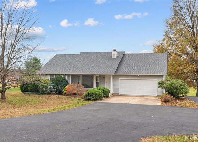 Property at 330 Osage Dr, Union, MO 63084, 3 beds, 2 baths