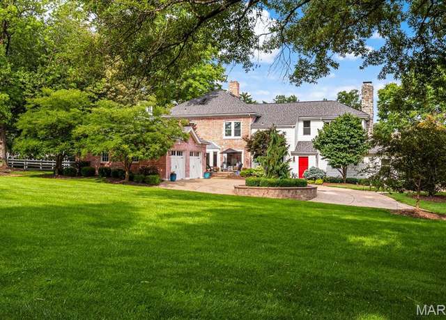 Property at 10002 Litzsinger Rd, Ladue, MO 63124, 5 beds, 4 baths