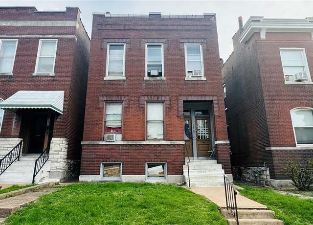 Property at 3450 Montana St, St Louis, MO 63118, 5 beds, 2 baths