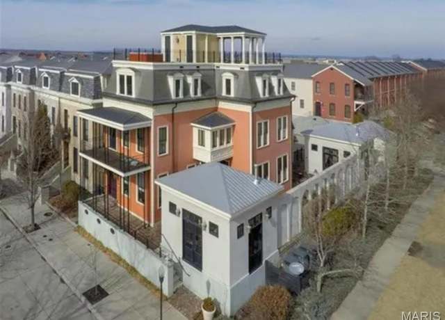 Property at 3520 Galt House Dr, St Charles, MO 63301, 6 beds, 6.5 baths