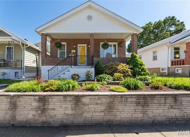 Property at 5440 Bischoff Ave, St Louis, MO 63110, 2 beds, 1.5 baths
