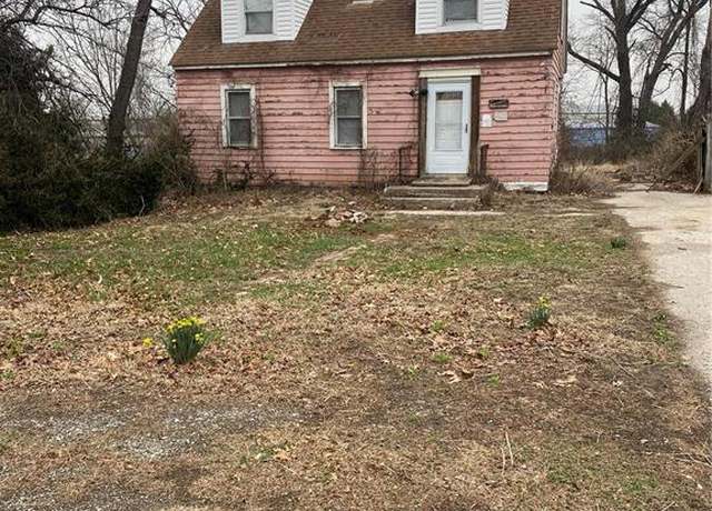 Property at 2825 Gerson Ave, Godfrey, IL 62035, 3 beds, 2 baths