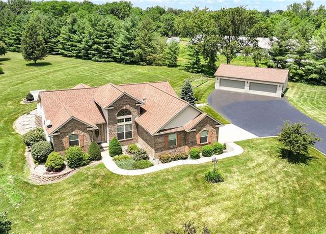 Property at 101 Serenity Dr, Alton, IL 62002, 3 beds, 3 baths