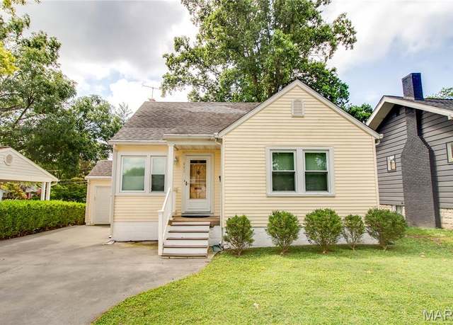 Property at 943 Mckinley Blvd, Alton, IL 62002, 3 beds, 1 bath