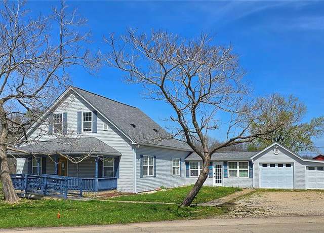 Property at 703 Burks Rd, Farmington, MO 63640, 3 beds, 1.5 baths