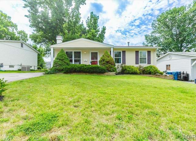 Property at 5407 Ville Rosa Ln, Hazelwood, MO 63042, 3 beds, 1 bath