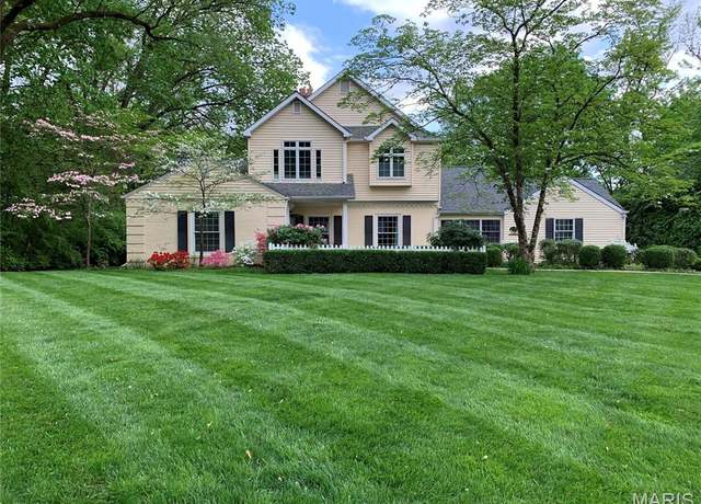 Property at 14 S Covington Meadow Rd, St Louis, MO 63132, 4 beds, 3 baths