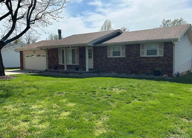 Property at 518 Montana St, Bethalto, IL 62010, 3 beds, 2 baths